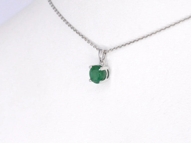 Pendentif Pendentif en or blanc avec émeraude 58 Facettes 2205