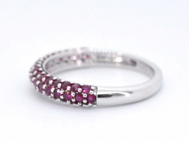 Bague 48 Bague en or blanc 14 carats avec rubis rond 1,00 ct 58 Facettes 2257