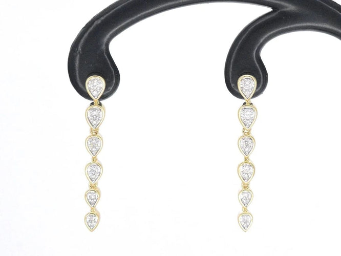 Boucles d'oreilles Boucles d'oreilles en or jaune 14 carats avec diamants 58 Facettes 2339
