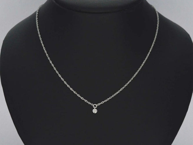 Collier Collier en or blanc 14 carats avec diamant 0,05 ct 58 Facettes 2352