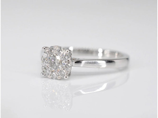 Bague 54 Bague entourage en or blanc 14 carats avec diamants 58 Facettes 2003