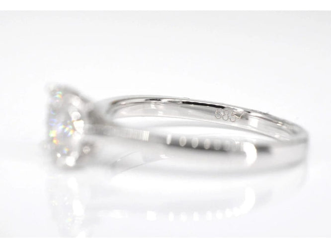 Bague 54 Bague entourage en or blanc 14 carats avec diamants 58 Facettes 2003