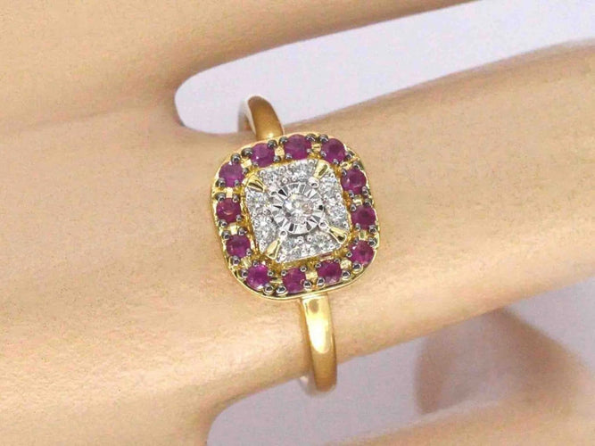 Bague 54 Bague en or jaune avec diamants et rubis 58 Facettes 2345