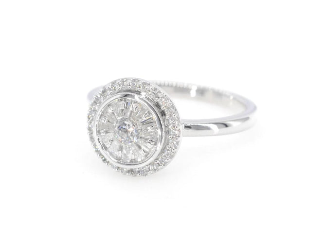 Bague 54 Bague entourage en or blanc 14 carats avec diamants 58 Facettes 2005