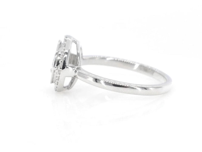 Bague 54 Bague entourage en or blanc 14 carats avec diamants 58 Facettes 2005
