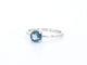 Bague 54 Bague en or blanc 14 carats avec topaze bleue 58 Facettes 2332