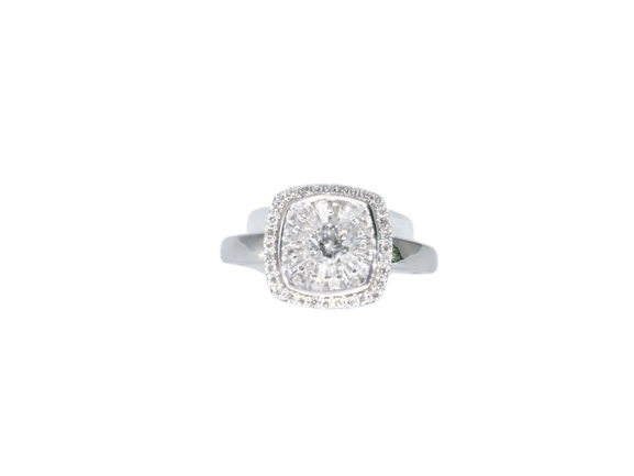 Bague 54 Bague d'entourage en or blanc 14 carats avec diamants 58 Facettes 2035
