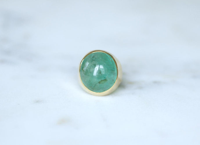 Bague 50 Bague cabochon émeraude 15 carats en or jaune 58 Facettes