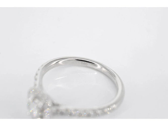 Bague 54 Bague entourage en or blanc 14 carats avec diamants 58 Facettes 2086