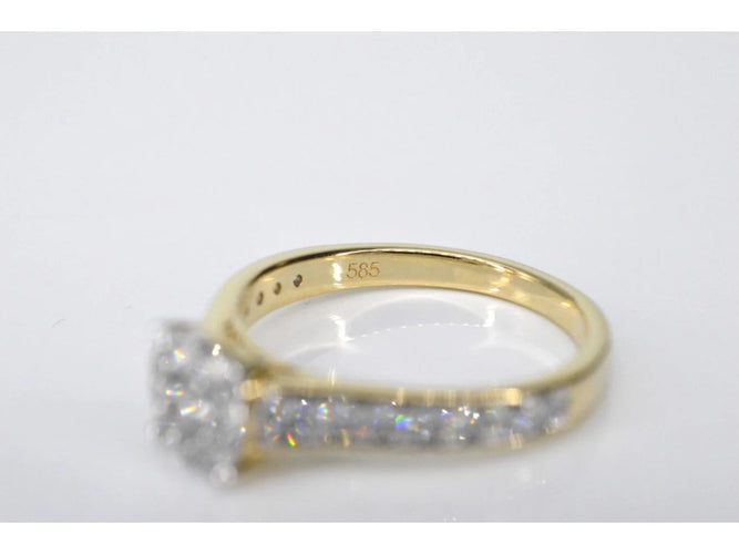 Bague 54 Bague entourage en or jaune 14 carats avec diamants 58 Facettes 2105