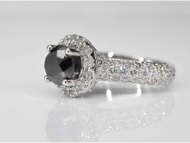 Bague 54 Bague entourage en or blanc 18 carats avec diamants et diamant noir 58 Facettes 2049