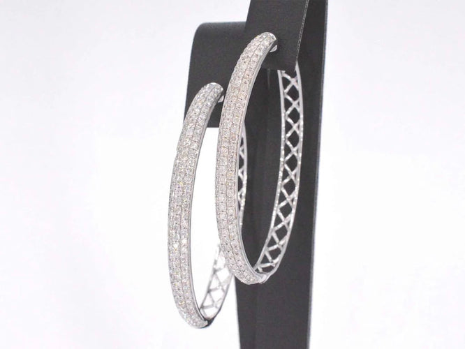 9f5cf174-8b6d-4ac0-3459-0453db0ae700