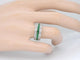 Bague 54 Bague en or blanc 14 carats avec diamants et émeraude 58 Facettes 2071