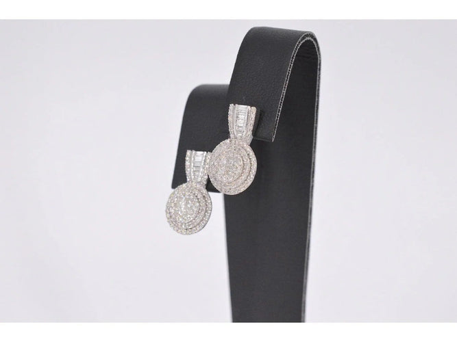 Boucles d'oreilles Boucles d'oreilles en or blanc 14 carats avec diamants 58 Facettes 2076
