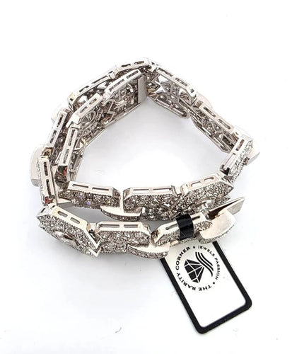 311f0887-5134-4f56-fa3b-871947735500