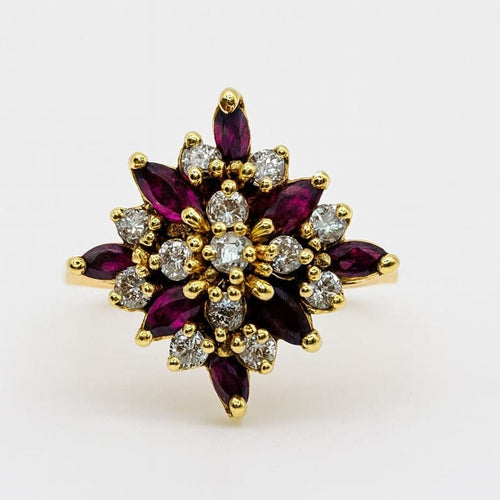 Bague 54 Bague en or jaune 18 carats avec rubis et diamants 58 Facettes 50154