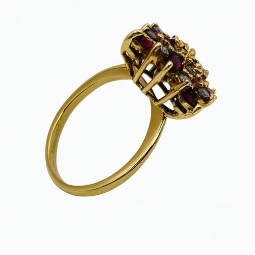 Bague 54 Bague en or jaune 18 carats avec rubis et diamants 58 Facettes 50154