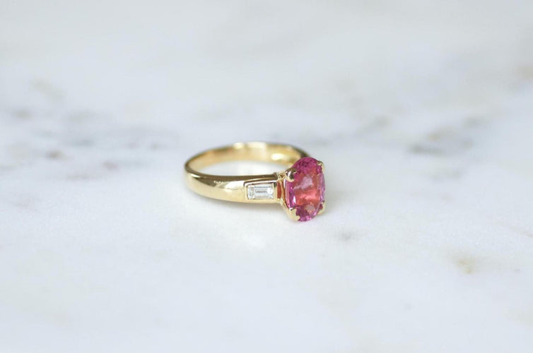 Bague Bague tourmaline rose et diamants baguette en or jaune 58 Facettes