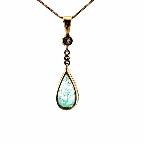 Collier Collier avec pendentif en or jaune 18 carats, émeraude colombienne et diamants 58 Facettes 50185