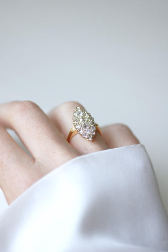 Bague 52 Bague marquise - Bague diamants en or jaune 58 Facettes