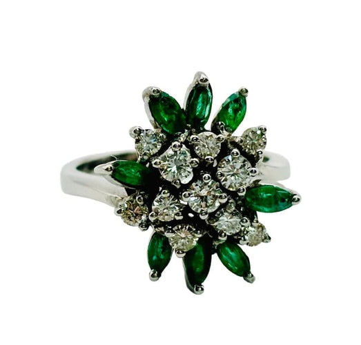 Bague 55 Bague en or blanc 750 avec émeraudes et diamants 58 Facettes 50254