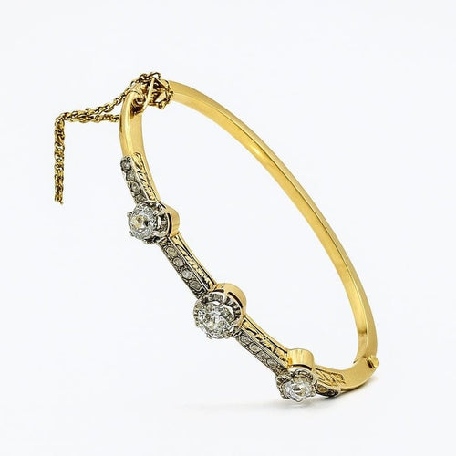 Bracelet Bracelet rigide en or jaune 18 carats et diamants taille ancienne 58 Facettes 50269