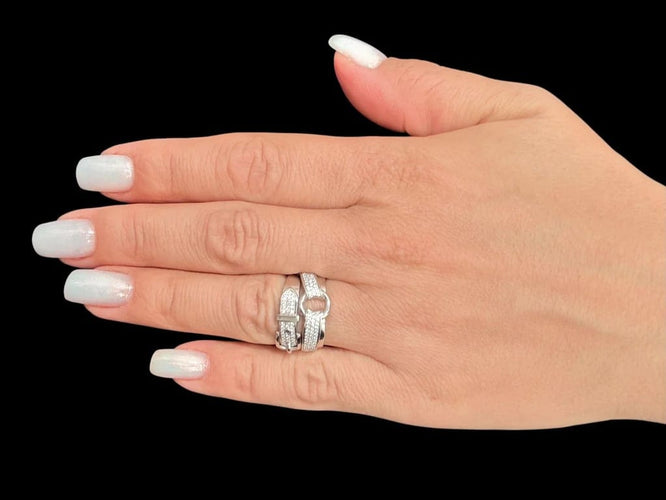 Bague 53 Bague ceinture en or blanc 18 carats et diamants naturels 58 Facettes