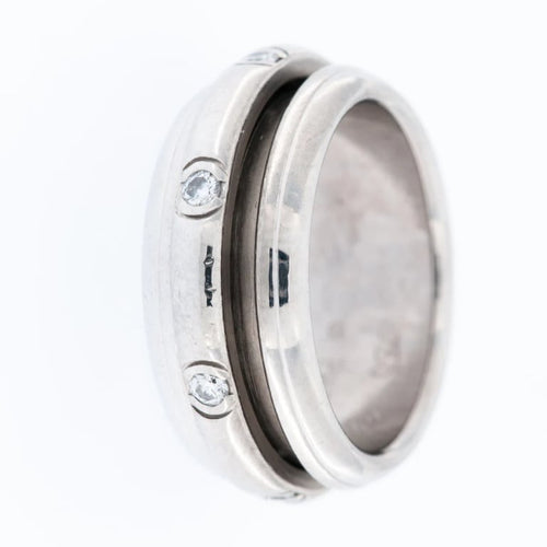 6dcf8f31-567f-4c7f-05eb-3711ca78f700