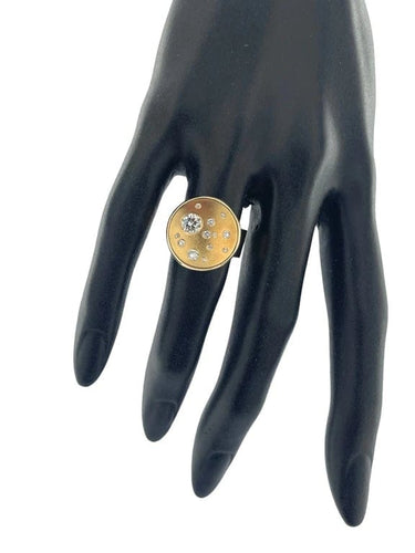 Pendentif 55.5 Lot bague et pendentif lune en or jaune 18 carats et diamants 58 Facettes