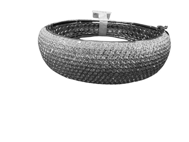 6fb5d14d-c9b5-44d4-947b-111c1a28c300