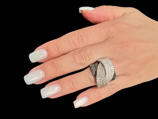 82d4007d-76a1-4169-dcaf-c3ba78078b00