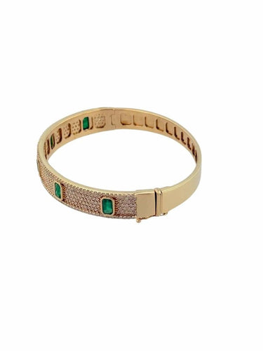 Bracelet Bracelet en or jaune avec diamants et émeraudes 58 Facettes