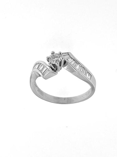Bague 59 Bague italienne en or blanc 18 carats et diamants 58 Facettes