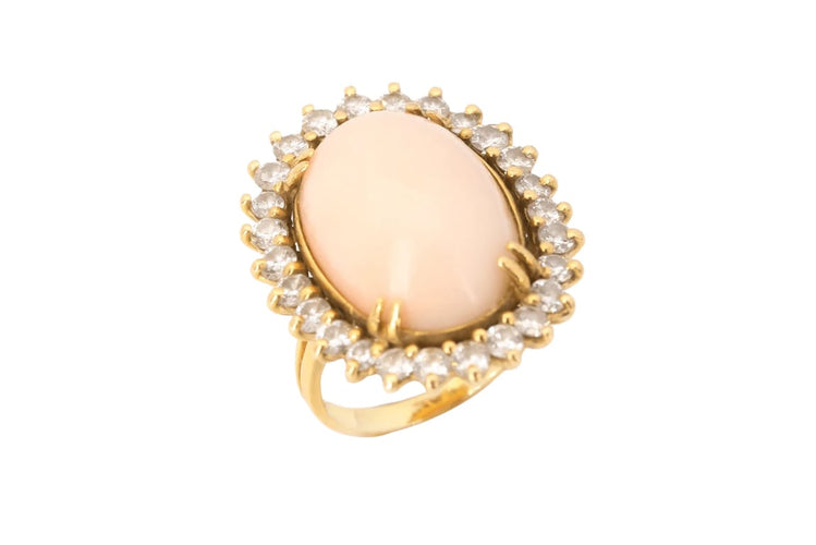 Bague 50 Bague pompadour en or jaune 750 au corail et diamants 58 Facettes