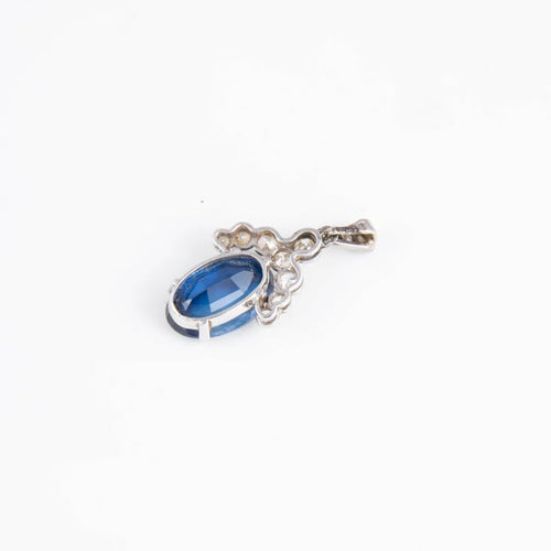 Pendentif Pendentif saphir et diamants en platine et or blanc 18 ct 58 Facettes