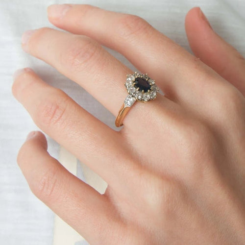 Bague 55 Bague marguerite saphir et diamants en or 18 ct 58 Facettes 1
