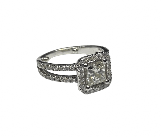 b2e21ede-6ae0-481e-45e6-c038312e8800