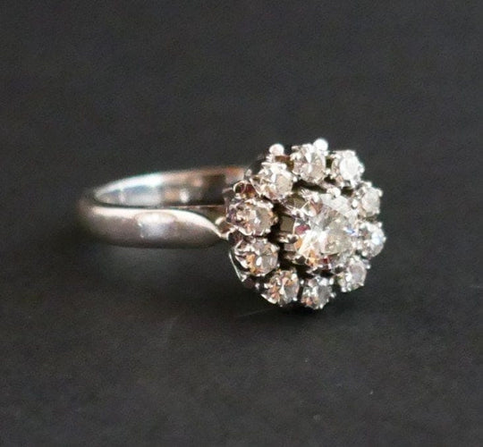 Bague 53 Bague marguerite en or blanc 18 carats et diamants 1 ct 58 Facettes