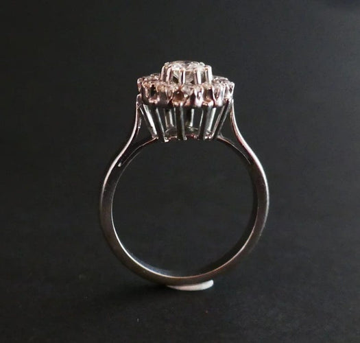 Bague 53 Bague marguerite en or blanc 18 carats et diamants 1 ct 58 Facettes