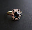 Bague 52 Bague Art déco saphir et diamants en or jaune et or blanc 18 carats 58 Facettes