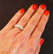 Bague 54.5 Bague pavée de diamants en or blanc 18 carats 58 Facettes