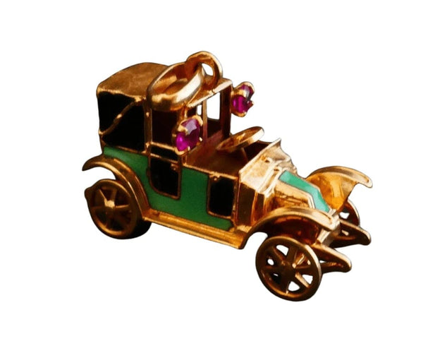 Pendentif Pendentif breloque voiture émaillée en or jaune 18 carats 58 Facettes
