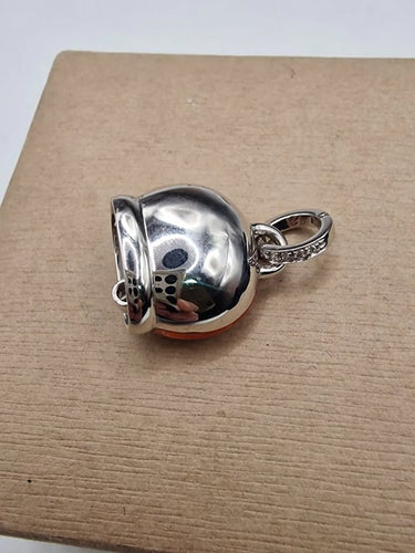 fe0eabe1-46ea-4280-708d-d457b1948d00