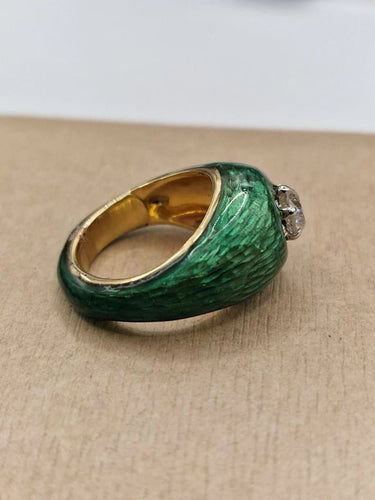 0d477405-ca57-4364-a109-e89f2a94ac00