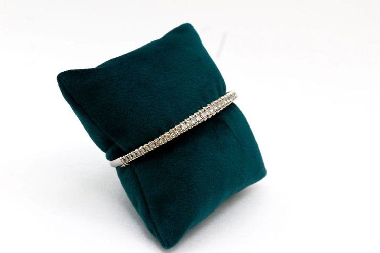 Bracelet Bracelet jonc en or blanc et diamants 58 Facettes 240034