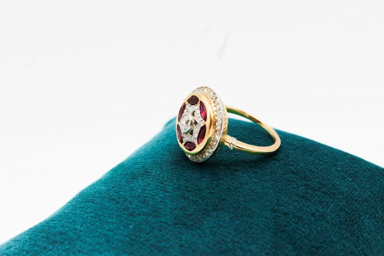 Bague 53 Bague ronde en or bicolore avec diamants et rubis 58 Facettes 250048