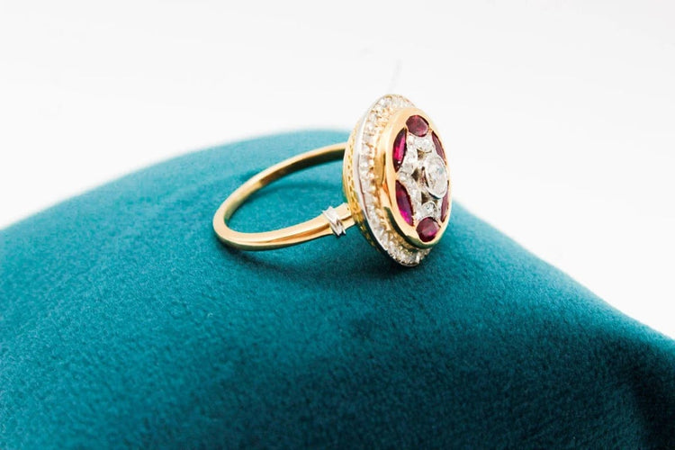 Bague 53 Bague ronde en or bicolore avec diamants et rubis 58 Facettes 250048
