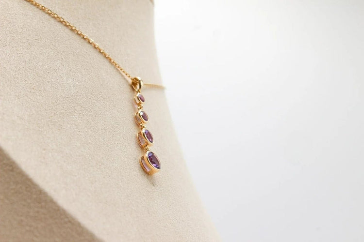 Pendentif Pendentif en or jaune 18 carats et améthystes 58 Facettes 250495