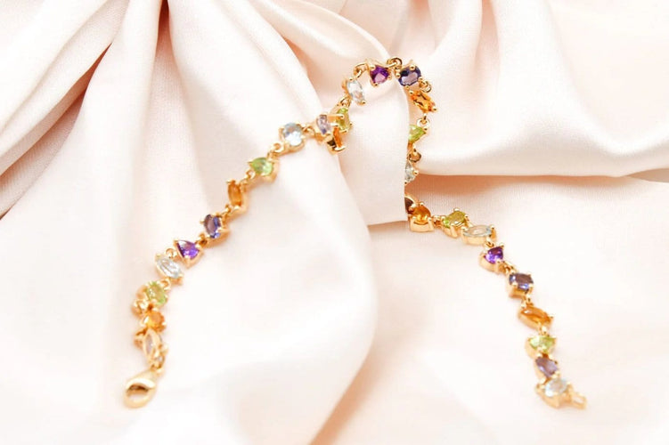 Bracelet Bracelet rivière multicolore en or jaune 58 Facettes 250496