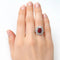 Bague 51 Bague entourage en or blanc 18 ct avec rubis birman et diamants 58 Facettes